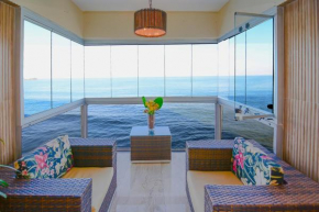 Apartamento no Morro do Maluf, frente ao mar